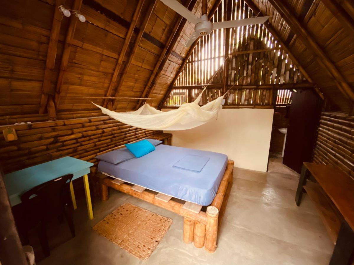 The Mudhouse Hostel Mompiche Exterior foto