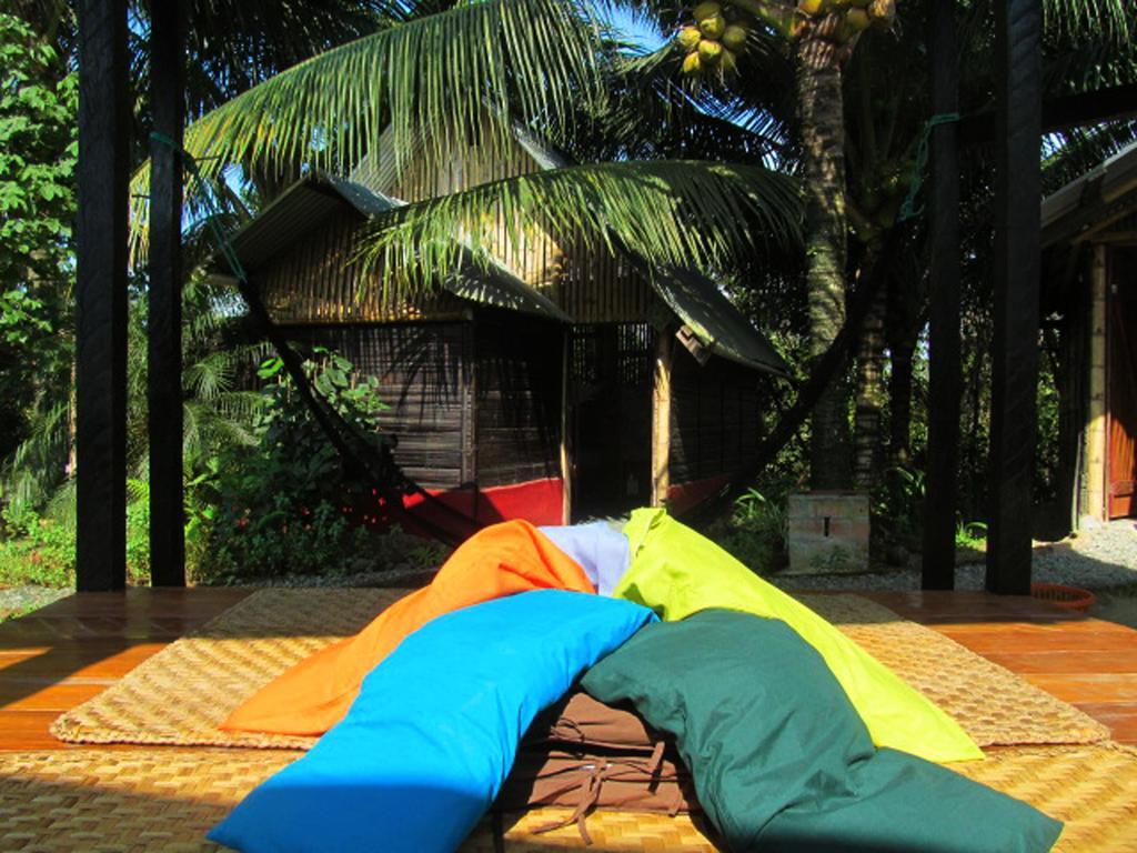 The Mudhouse Hostel Mompiche Exterior foto